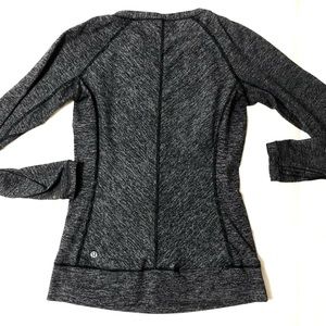 lululemon athletica Heathered Charcoal/Black Long Sleeve Athletic Top